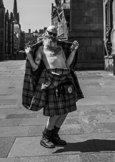 Tartan confidence - Isobel Shaw
